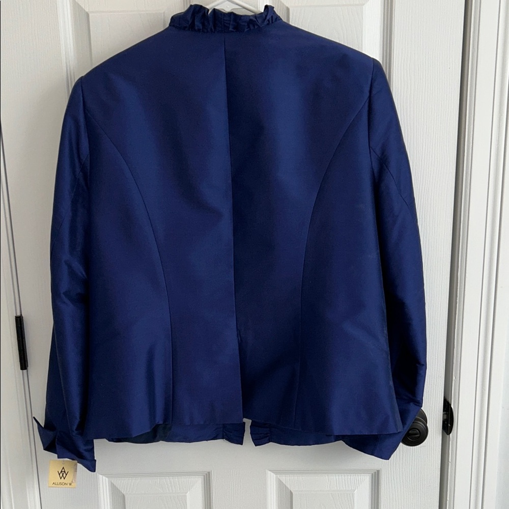 Blue Silk Women's Long Skirt Suit - Picture 14 of 15